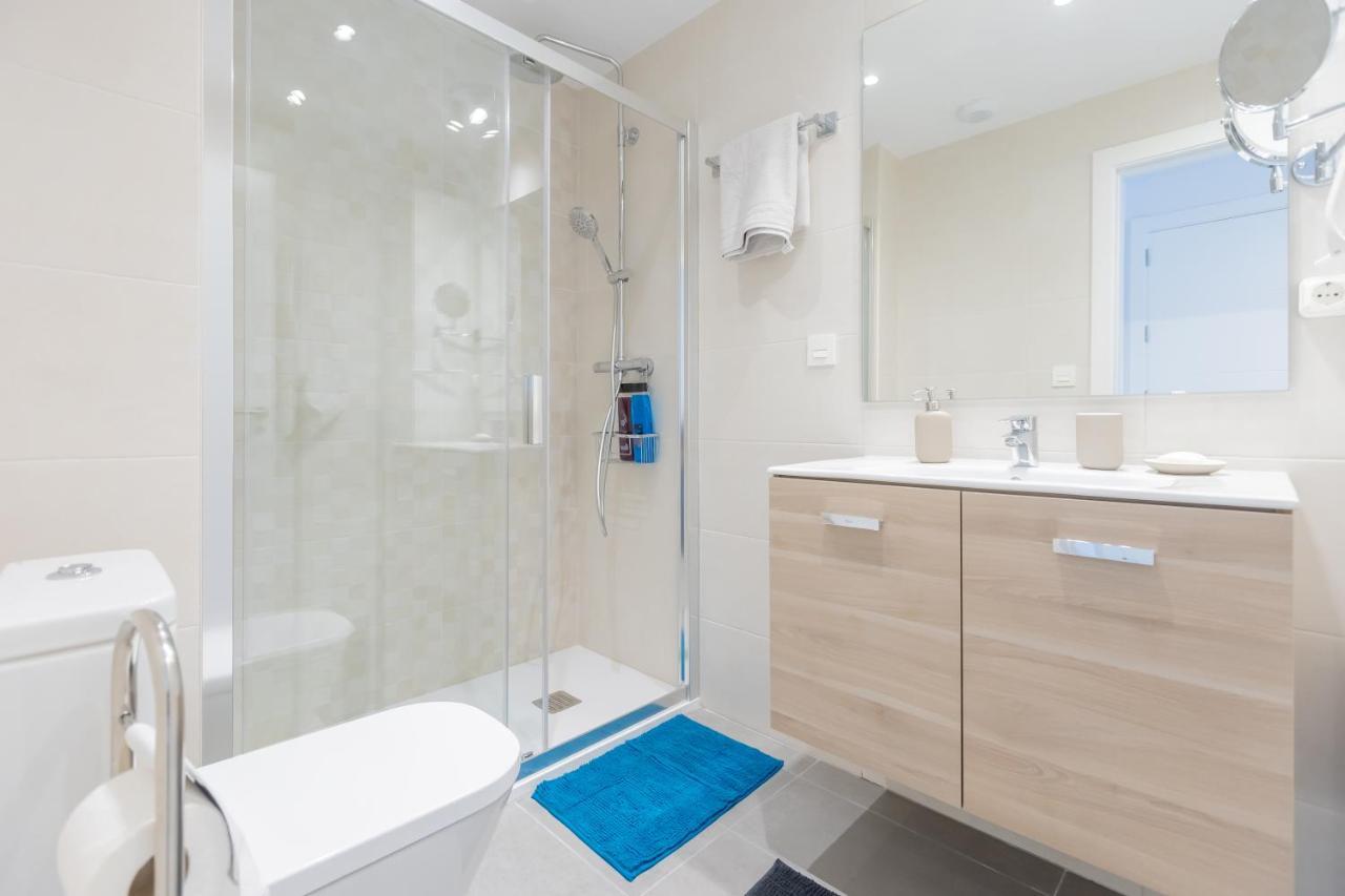 Marbella Luxury Brand New 2-Bedroom Apartment, 3 Min Walk To The Beach! Екстериор снимка